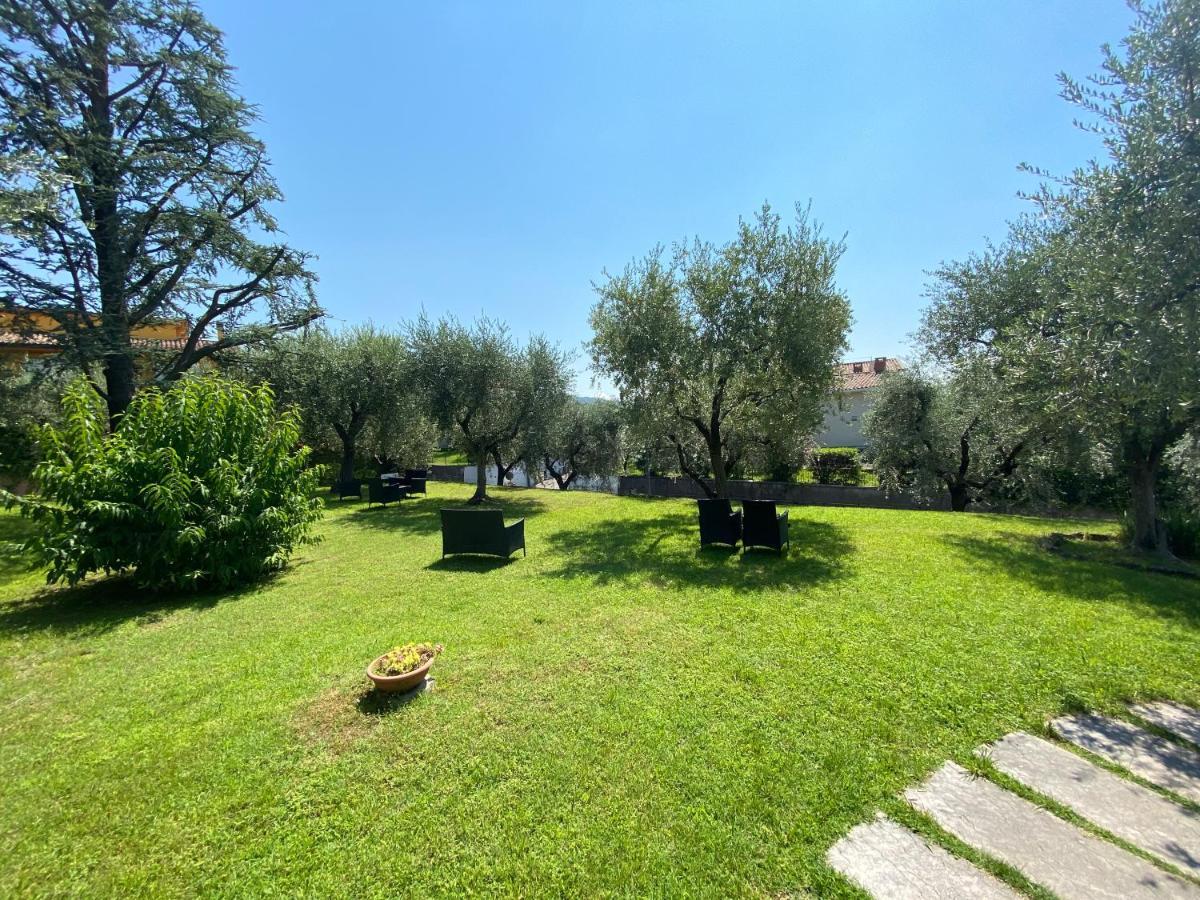 Hotel Al Sole Bardolino Bagian luar foto