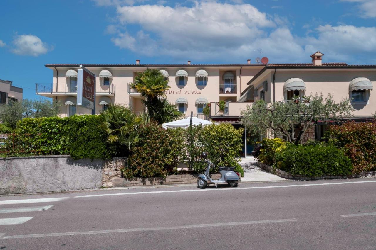 Hotel Al Sole Bardolino Bagian luar foto