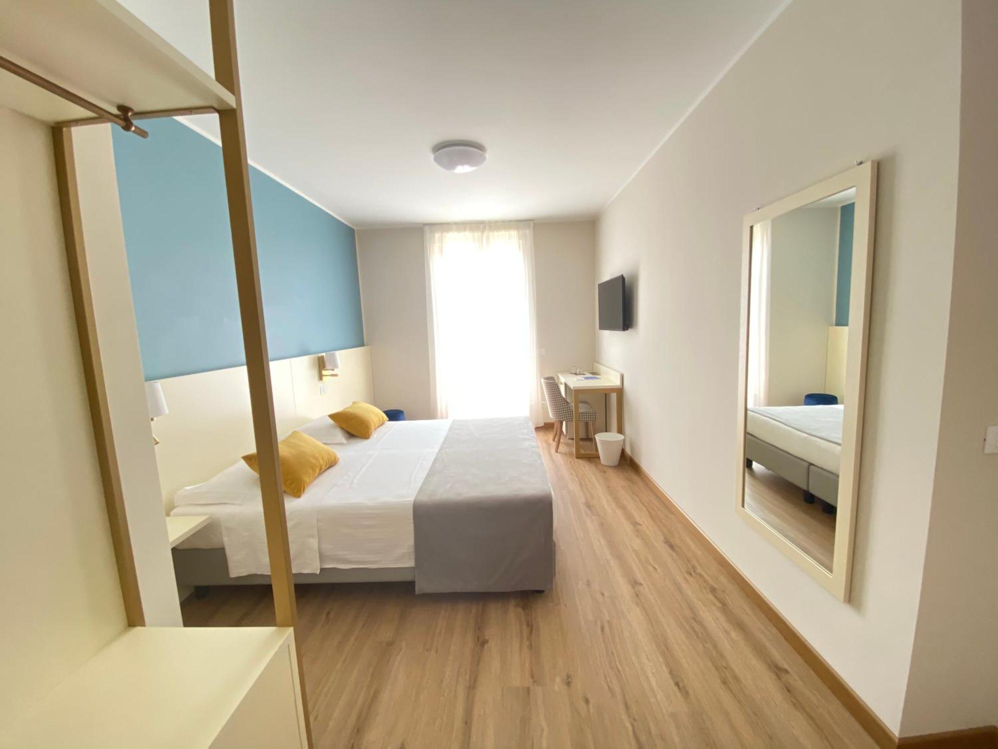 Hotel Al Sole Bardolino Bagian luar foto