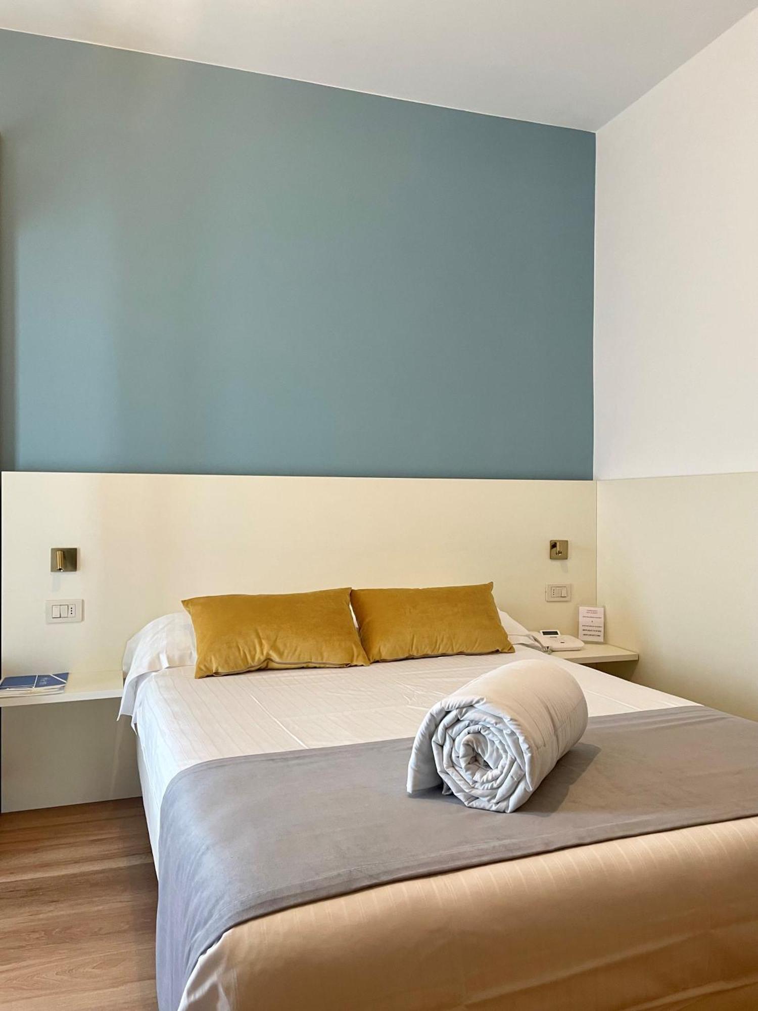 Hotel Al Sole Bardolino Ruang foto